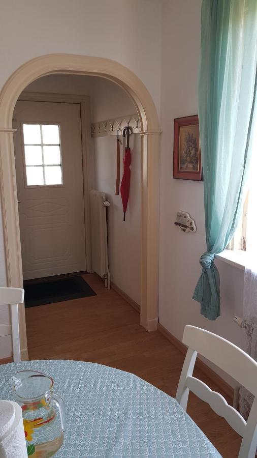 Trevligt Hus Med Egen Gard Och Fri Wifi, Emmaboda Kommun, Lindas ภายนอก รูปภาพ