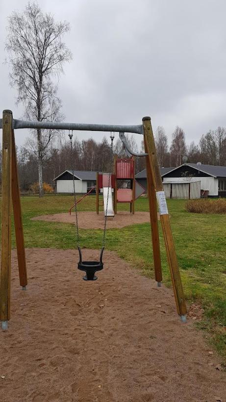 Trevligt Hus Med Egen Gard Och Fri Wifi, Emmaboda Kommun, Lindas ภายนอก รูปภาพ